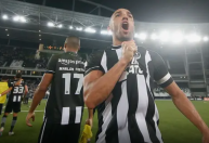 Jogador do Botafogo revela que foi convidado para esquema de apostas