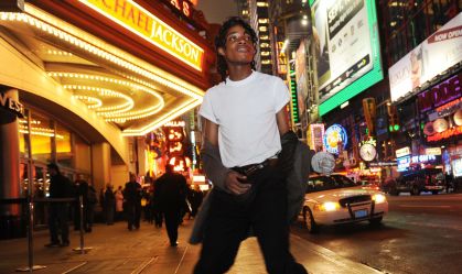 Família de homem estrangulado no metrô de NY critica "indiferença" do autor do crime