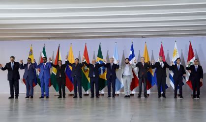 Fotografia oficial dos Presidentes dos países da América do Sul, no palácio do Itamaraty