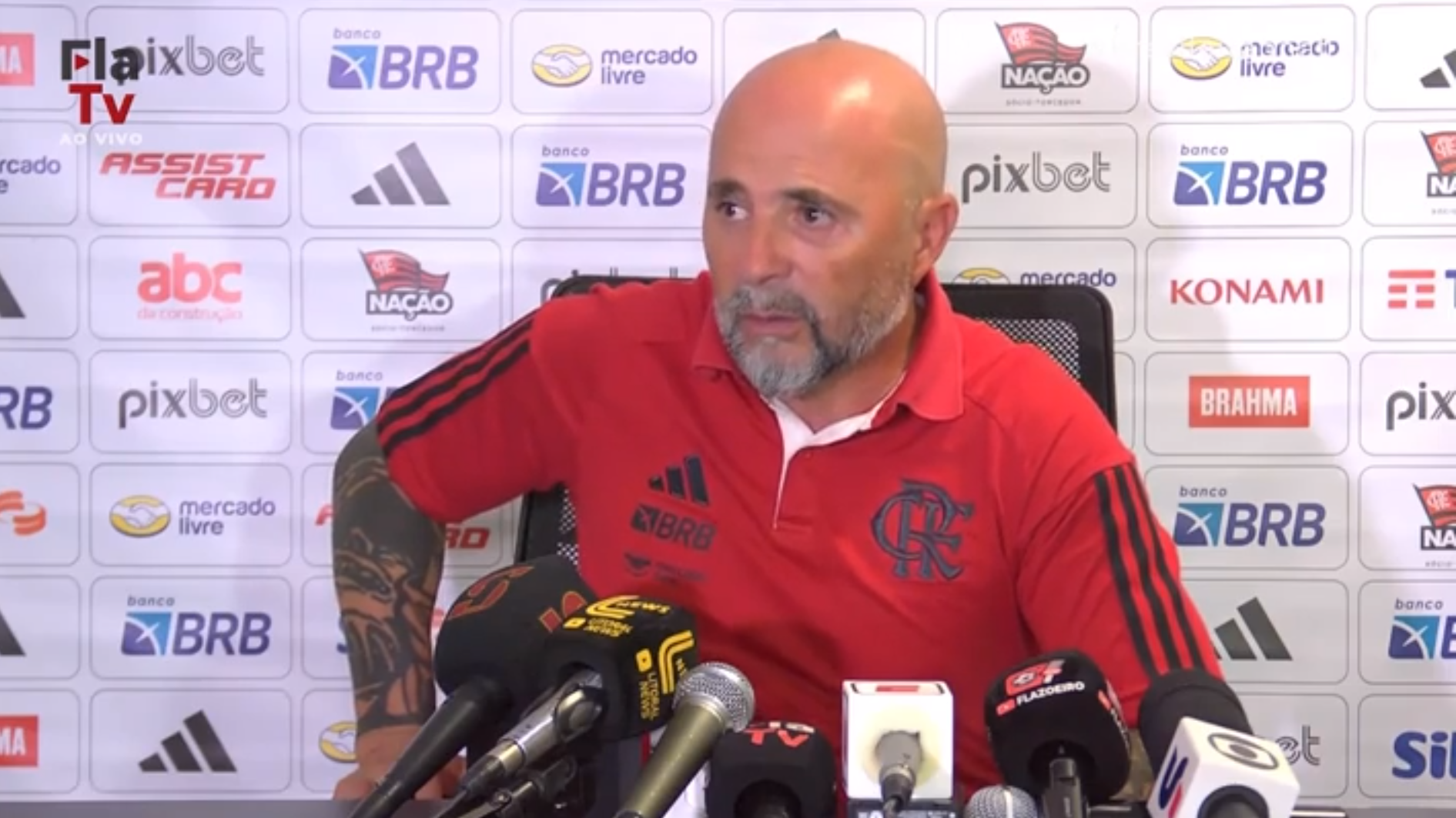 Jorge Sampaoli na coletiva após a vitória sobre o Bahia