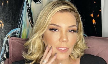Simony retoma tratamento contra o câncer: “Estou super positiva”