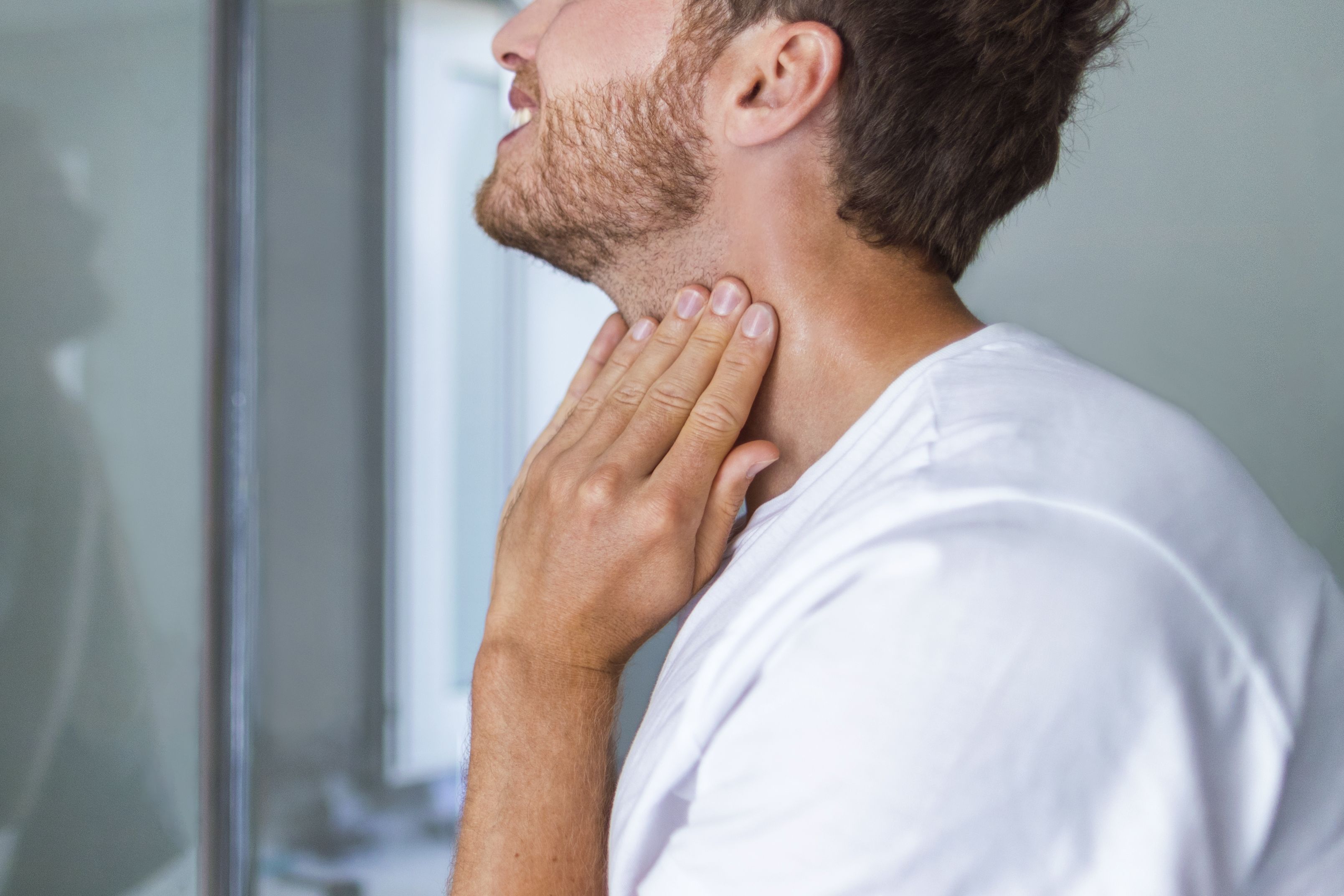 tireoide câncer cabeça e pescoço saúde masculina homens getty