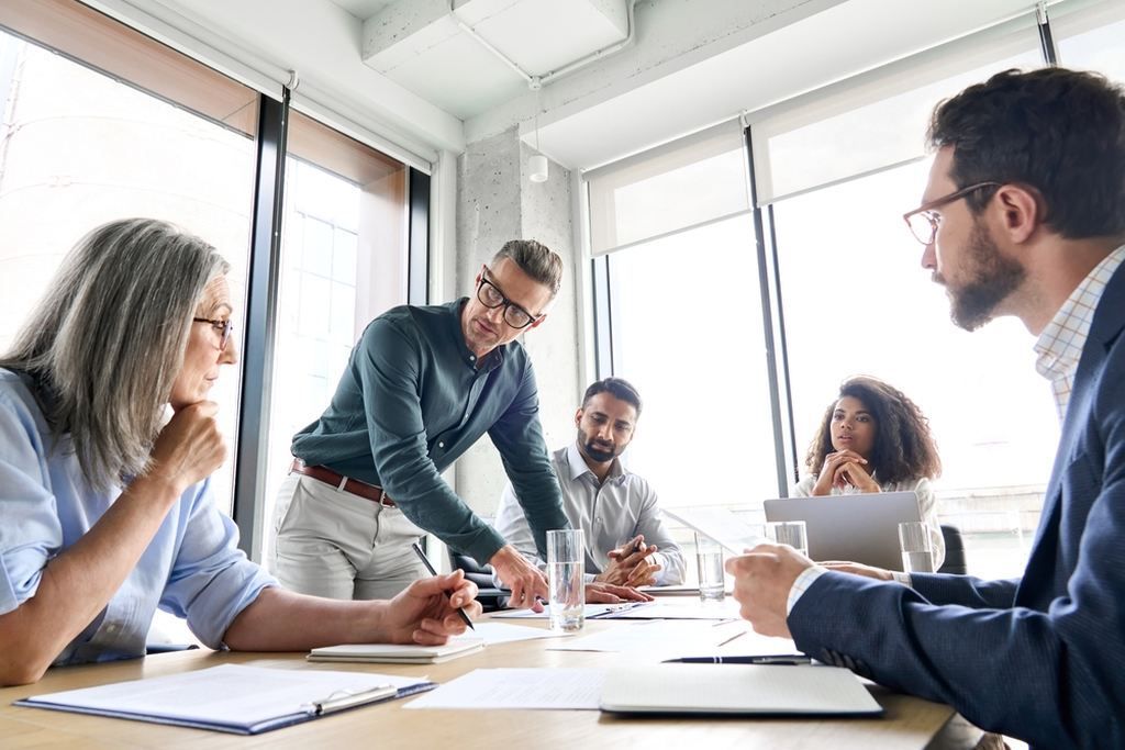 Vantagens da educação empresarial / Imagem: Shutterstock | Ground Picture