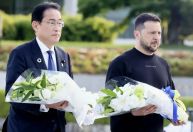 Zelensky compara destruição de Bakhmut a Hiroshima