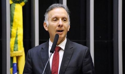 Reforma tributária: Com IVA dual e diferentes alíquotas, relatório deve ser apresentado nesta terça-feira (6)