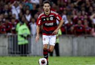 Rodrigo Caio não se anima com oferta do Cruzeiro e quer ficar no Flamengo
