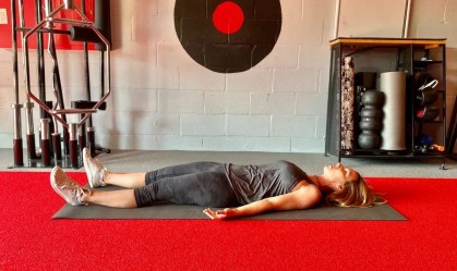 Só 10 minutos: veja como praticar o relaxamento muscular progressivo e aliviar a tensão