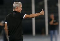 Luís Castro, ex-Botafogo, é anunciado como novo técnico do Al-Nassr