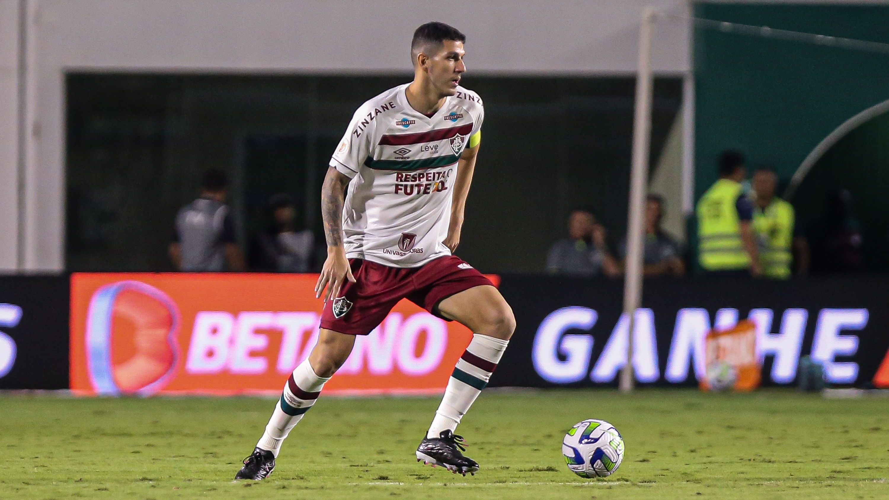 Nino no duelo contra o Goiás pelo Campeonato Brasileiro