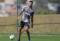 Atlético-MG oficializa venda de Nathan Silva e divulga valores milionários
