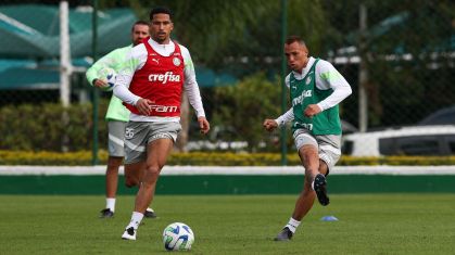 Zagueiro Murilo no treino deste domingo