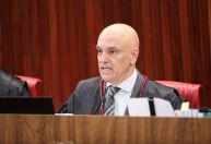 “Justiça é cega, mas não é tola”, diz Moraes ao votar por inelegibilidade de Bolsonaro