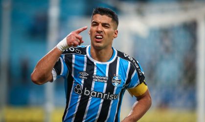 No Domingol, Sheik recebe informação sobre Suárez: “Não quer mais jogar no Grêmio” 