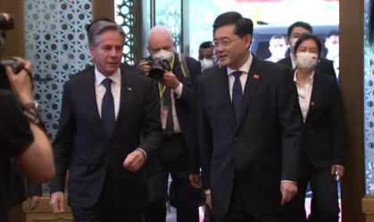 Em reunião de cinco horas, Blinken apresenta “preocupações reais” à China