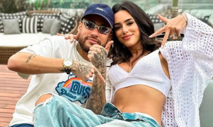Bruna Biancardi e Neymar anunciam sexo do bebê; assista