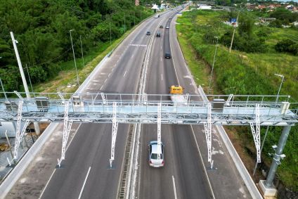 Tecnologia Free Flow permite que os motoristas utilizem rodovias sem parar no pedágio