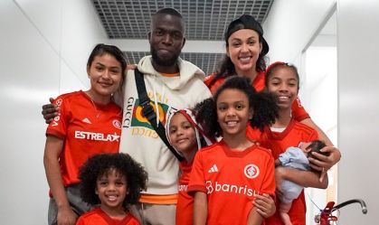 Enner Valencia desembarca em Porto Alegre