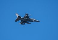 O que sabemos sobre a queda de um avião perseguido por caças próximo ao Capitólio dos EUA