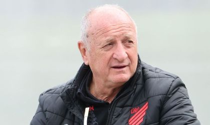 Felipão aceita convite do Atlético-MG e comunica saída à direção do Athletico-PR