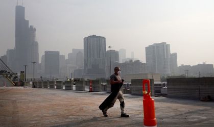 Mais de 120 milhões de pessoas nos EUA sofrem com fumaça de incêndios do Canadá