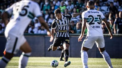 Coritiba e Santos se enfrentaram no Couto Pereira
