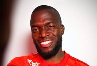 Enner Valencia desembarca em Porto Alegre com festa da torcida do Inter