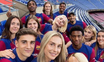 Time feminino teve destaque no lançamento da nova camisa do Barça