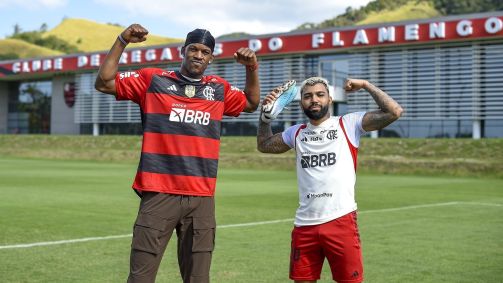 Jimmy Butler e Gabigol no Ninho do Urubu em junho de 2023