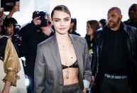 Cara Delevingne diz que encontrou a sobriedade: "Estou estável, mais calma"