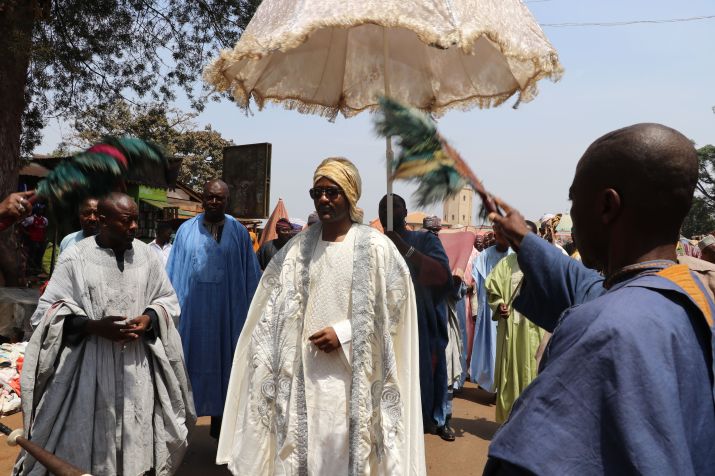 Rei sultão Nabil Njoya e seus súditos / Getty Images