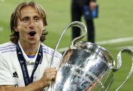 Real Madrid anuncia renovação de Luka Modric por mais uma temporada