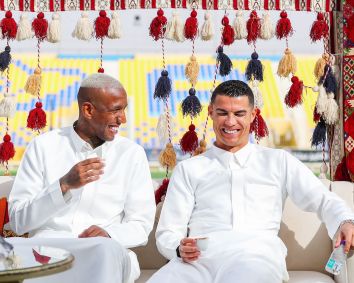 Talisca e Cristiano Ronaldo, companheiros no Al-Nassr, da Arábia Saudita