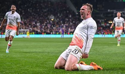 Liga Conferência: West Ham é campeão com assistência de Paquetá no último minuto