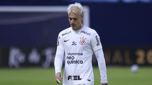 Róger Guedes aprova desempenho do Corinthians na Copa do Brasil