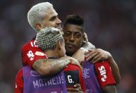 Flamengo vence Grêmio e assume a terceira posição; atacante volta a marcar após mais de um ano