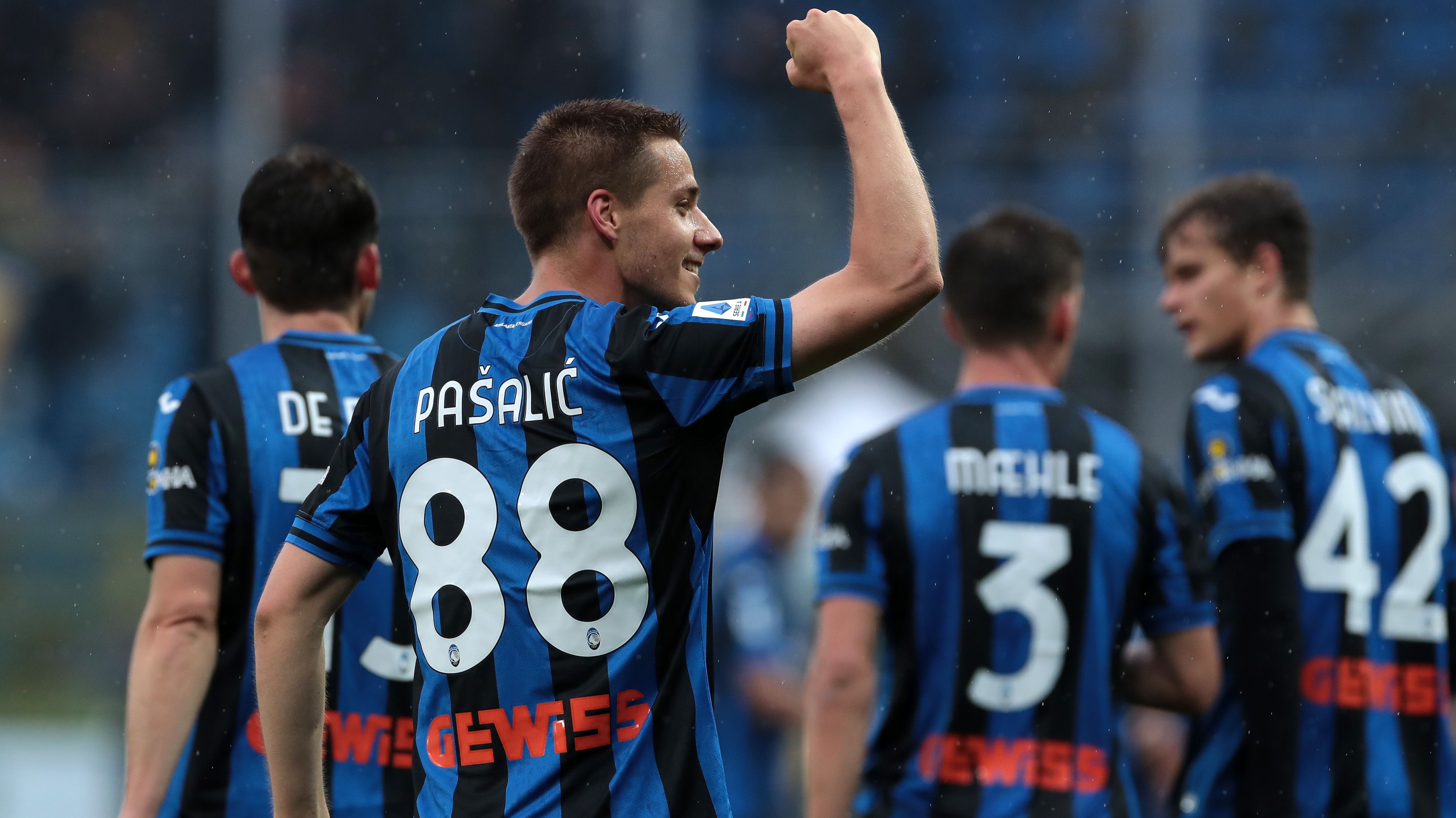 Pasalic, da Atalanta, era um dos jogadores que usava a camisa 88 na Itália