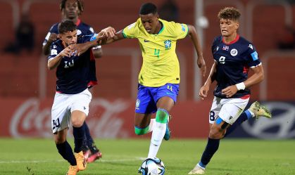 Seleções de Brasil e Inglaterra sofrem com racismo e xenofobia no Mundial Sub-20, na Argentina