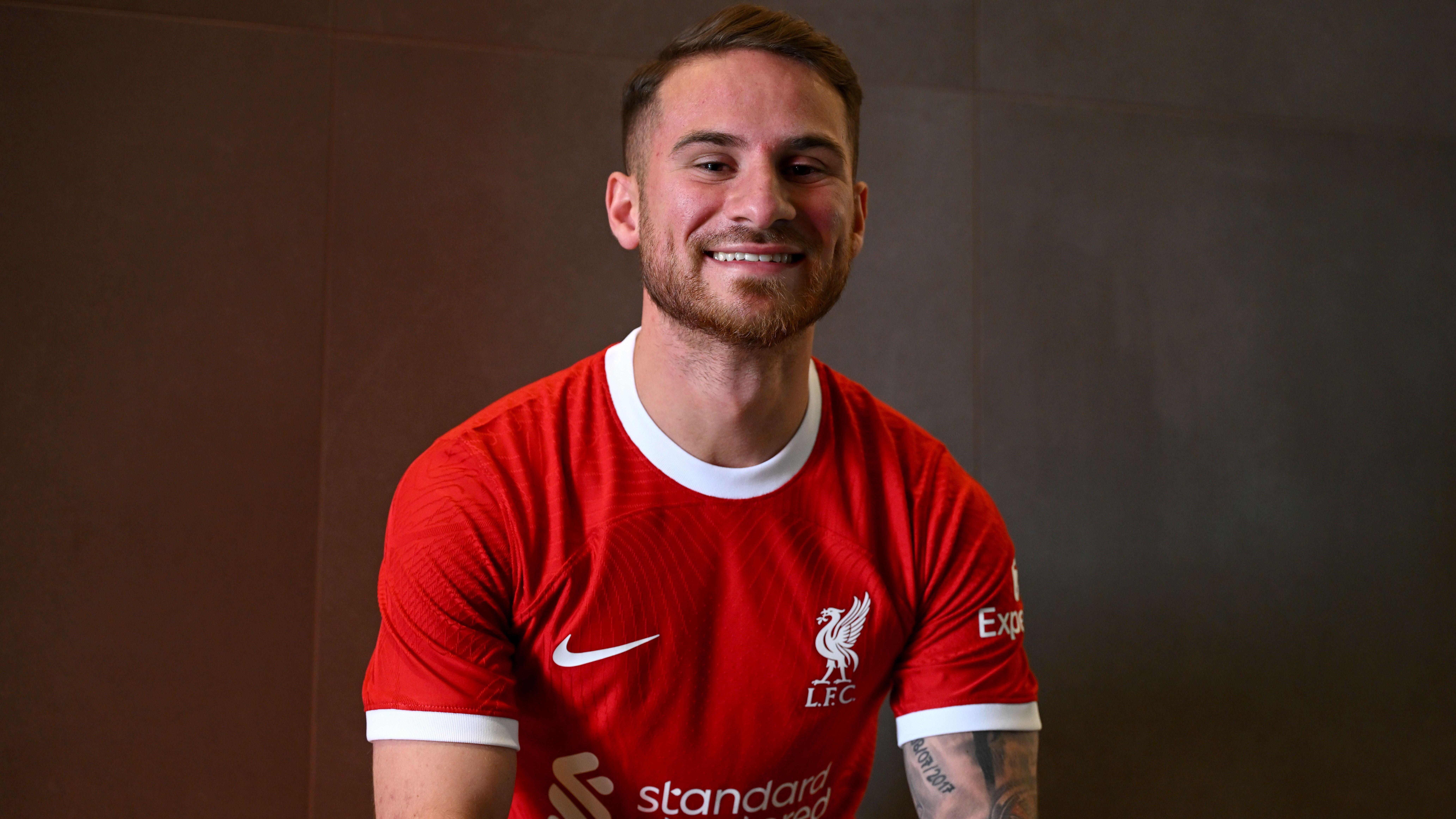 L.F.C. レッドシャツ MAC ALLISTER 10 Shirt Mac 10 Football Alexis