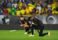 Assessor de Vini Jr. diz que segurança o mostrou banana antes de jogo da Seleção