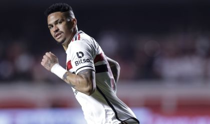Luciano comemora o gol da vitória do São Paulo