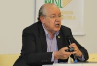 Quem é Luiz Carlos Hauly, que substituiu Deltan Dallagnol na Câmara dos Deputados