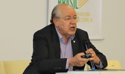 Quem é Luiz Carlos Hauly, que substituirá Deltan Dallagnol na Câmara dos Deputados
