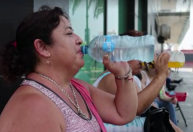Água, cortinas, filtro solar: saiba como amenizar o calor em meio a altas temperaturas
