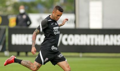 Luan, do Corinthians, tenta furar fila e é expulso de restaurante; veja vídeo