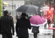 Parte do Sudeste pode ter chuvas no Réveillon, diz meteorologista