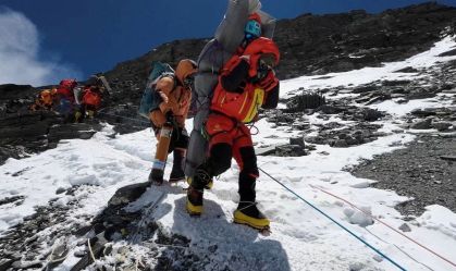 Sherpas resgatam