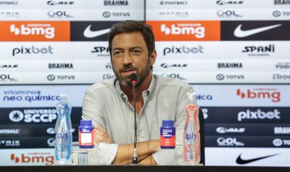 Corinthians emite nota oficial justificando dívida com jogadores e promete pagamento