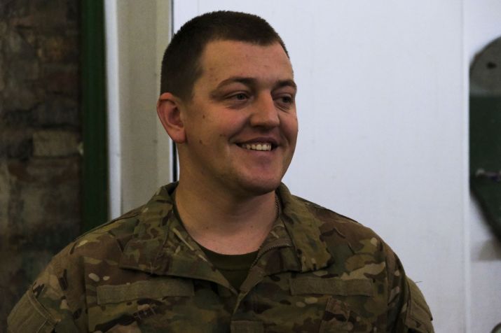 O tenente-coronel Vasyl Matyie diz que a contraofensiva da Ucrânia está indo de acordo com o planejado, acrescentando que "não termina aqui"./Vasco Cotovio/CNN