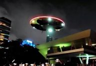 Homem cria disco voador e levanta voo na China