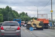 Mercenários russos rebeldes do Wagner avançam em direção a Moscou